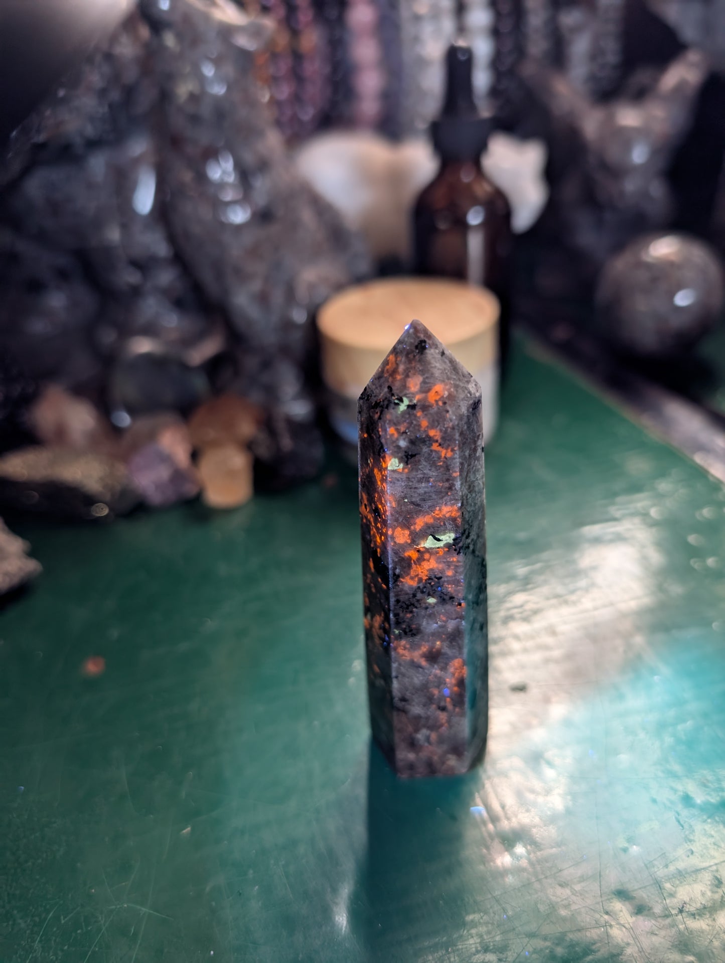 Yooperlite, Flame Stone Tower (Small)