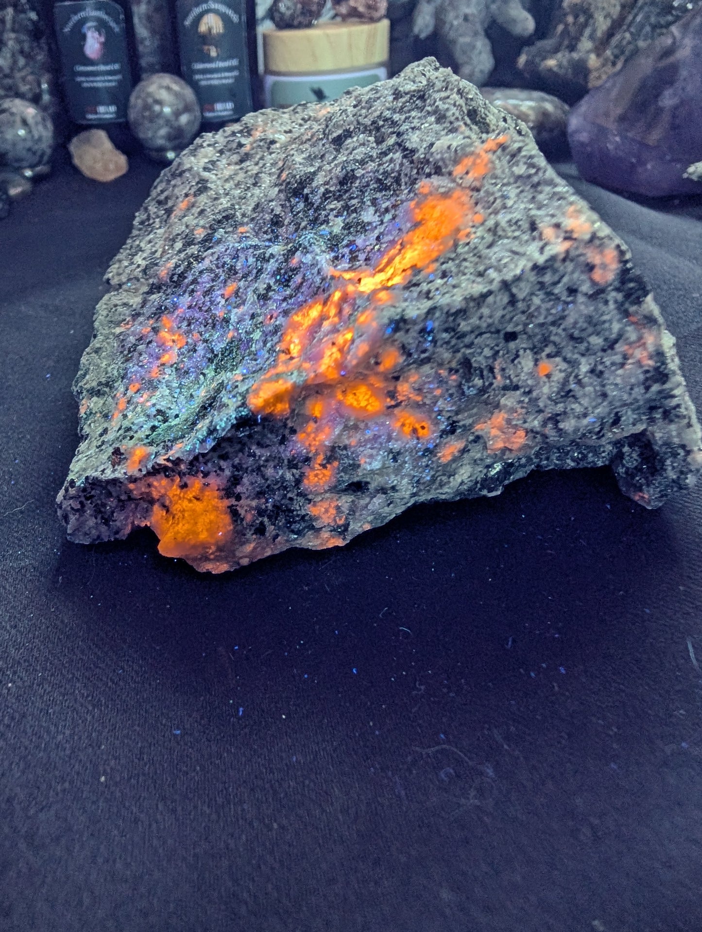 Raw Canadian Yooperlite, Flame Stone