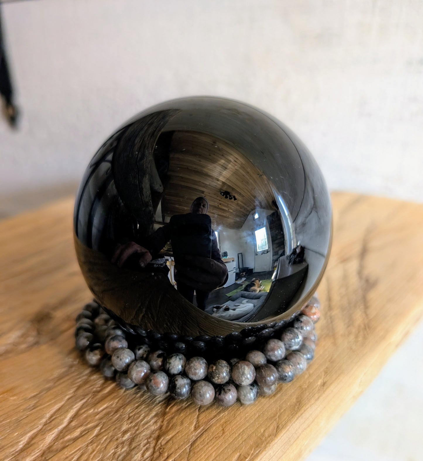 Obsidian Sphere 68 mm