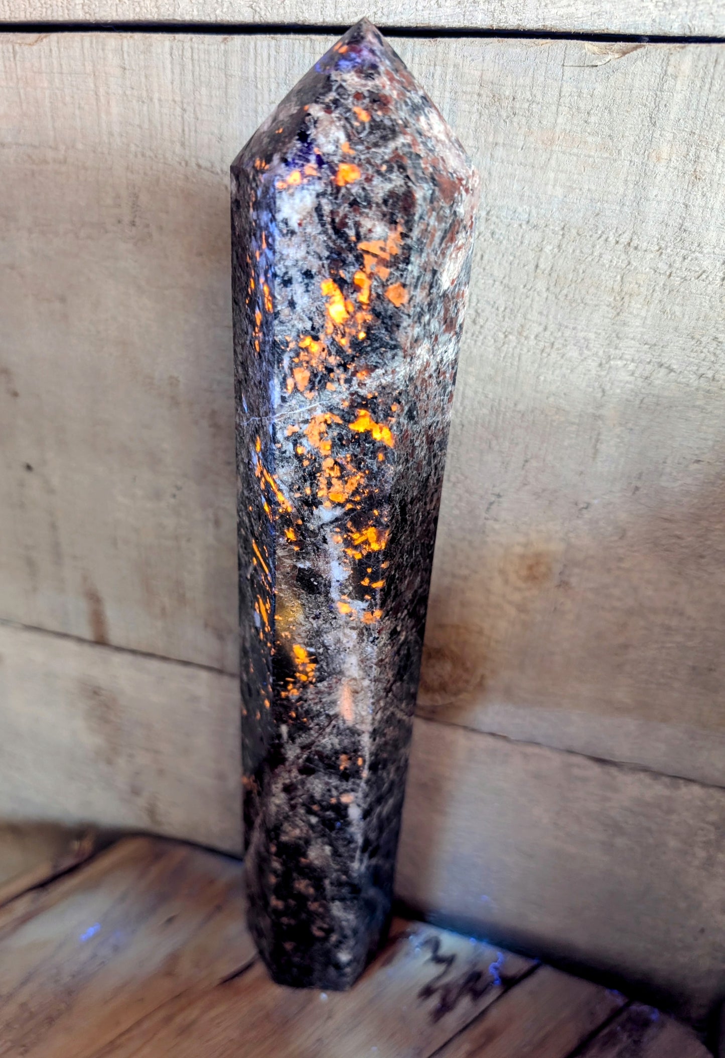 Yooperlite, Flame Stone Tower (Large)